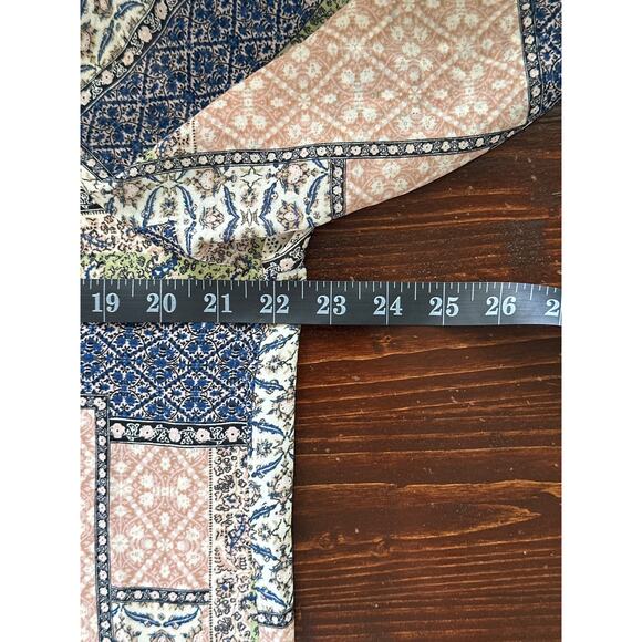 Rose + Olive Faux Patchwork Lightweight Blouse L Blue Pink Coquette Boho - Picture 9 of 11